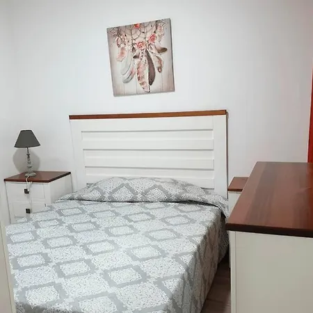 Дом отдыха Chalet De 3 Habitaciones Con Piscina Privada Пуэрто-дель-Росарио