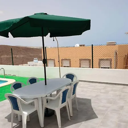 Chalet De 3 Habitaciones Con Piscina Privada Пуэрто-дель-Росарио